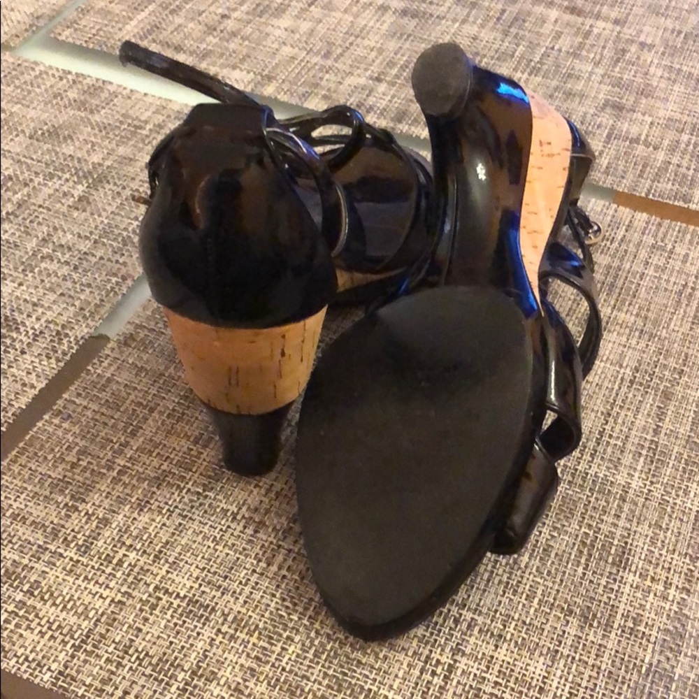 Shose - Picture 4 of 4
